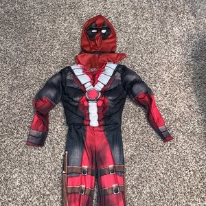 Deadpool costume kids XL